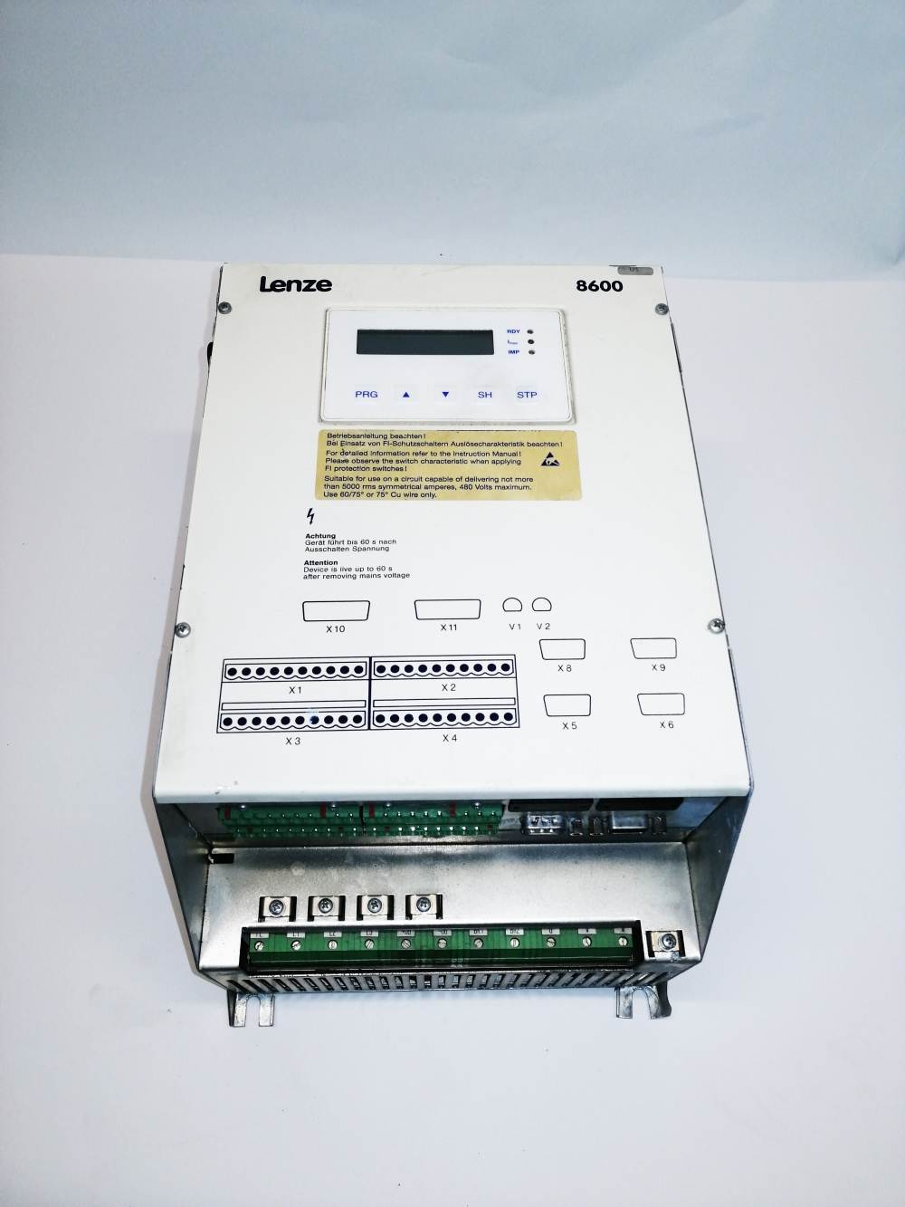 Lenze 33.8602-E 400/460V Frequenzumrichter gebraucht