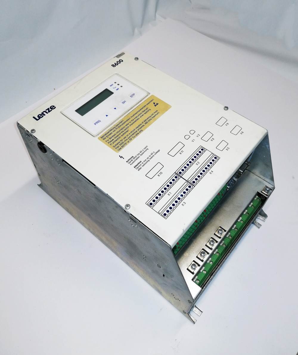 Lenze 33.8602-E 400/460V Frequenzumrichter gebraucht